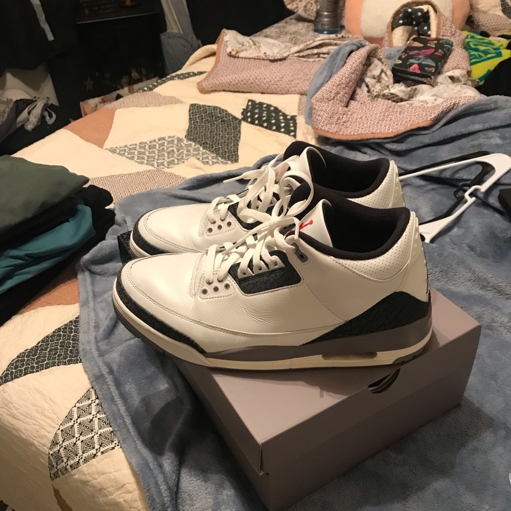 Mens Air Jordan’s shoes! Size 12!